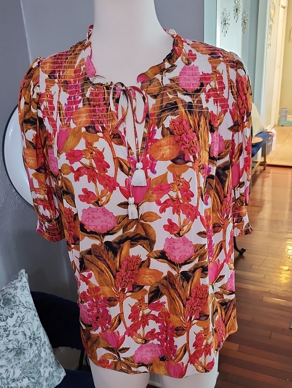 Rose & Olive Boho Floral Tie-Neck Blouse Pink/Brown, Puff Sleeves, Smocking Lrg